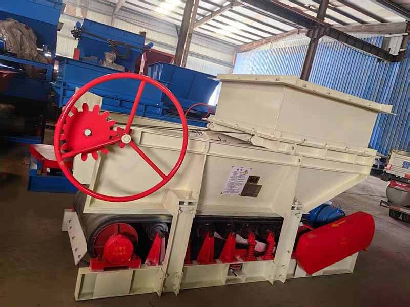 k型往复式给煤机